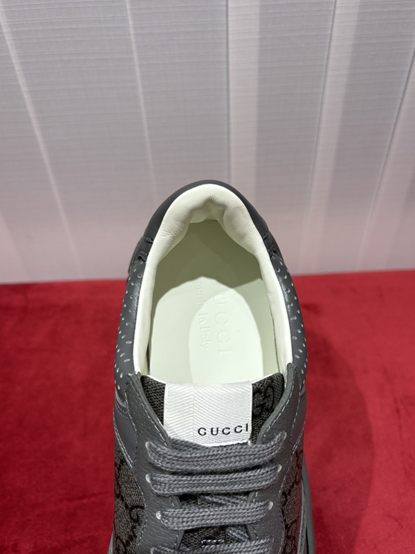 グッチ靴全体デザイン